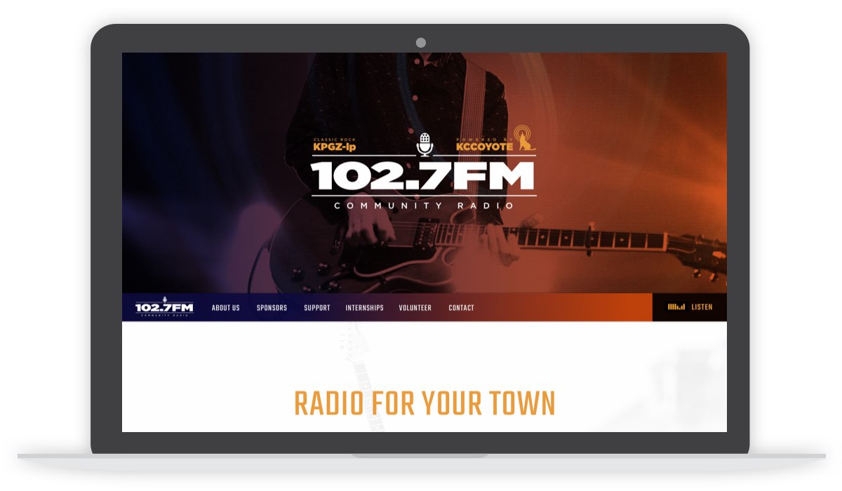 102.7FM desktop homepage screen